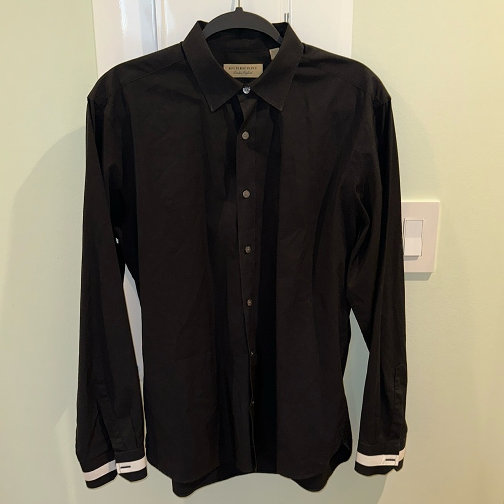Burberry Dress Shirt Black w/ Cuff Accent Stripe 
Size: Large 
Condition: Good